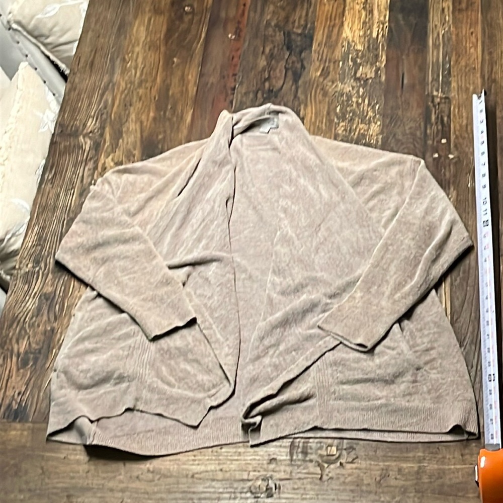 Barefoot Dreams Cardi. NWOT S/M size